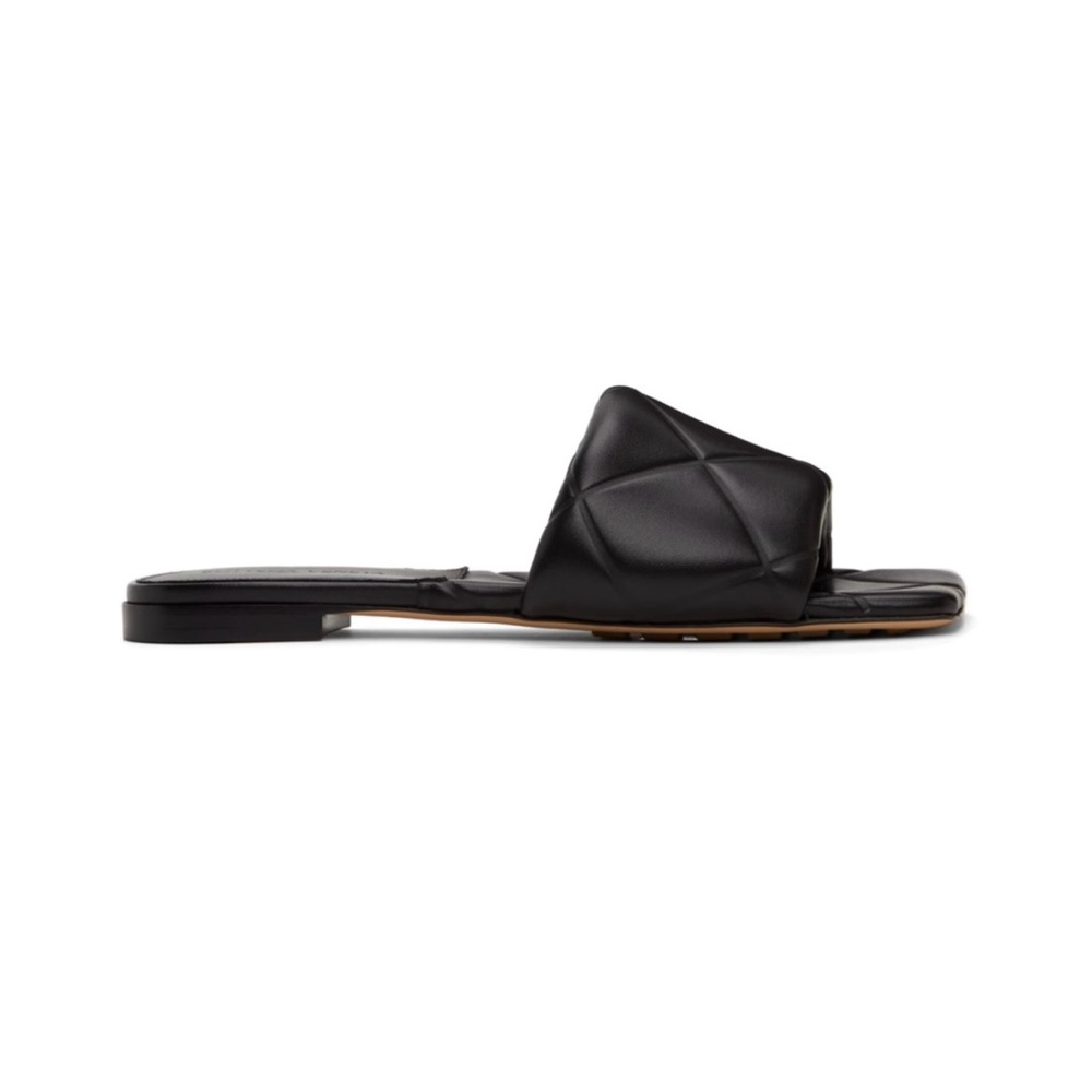 BNIB BOTTEGA VENETA
Black Padded Lido Flat Sandals 39.5